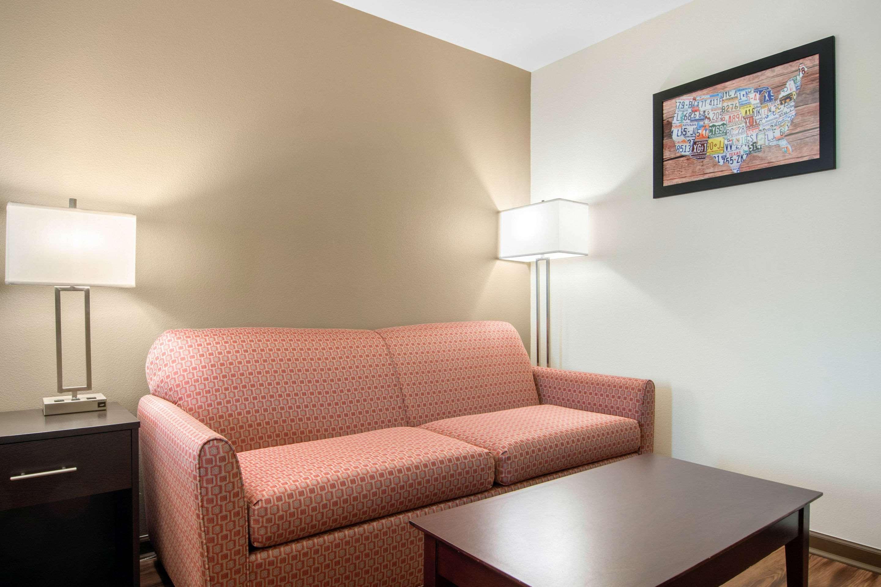 Econo Lodge Inn & Suites Springfield Dış mekan fotoğraf