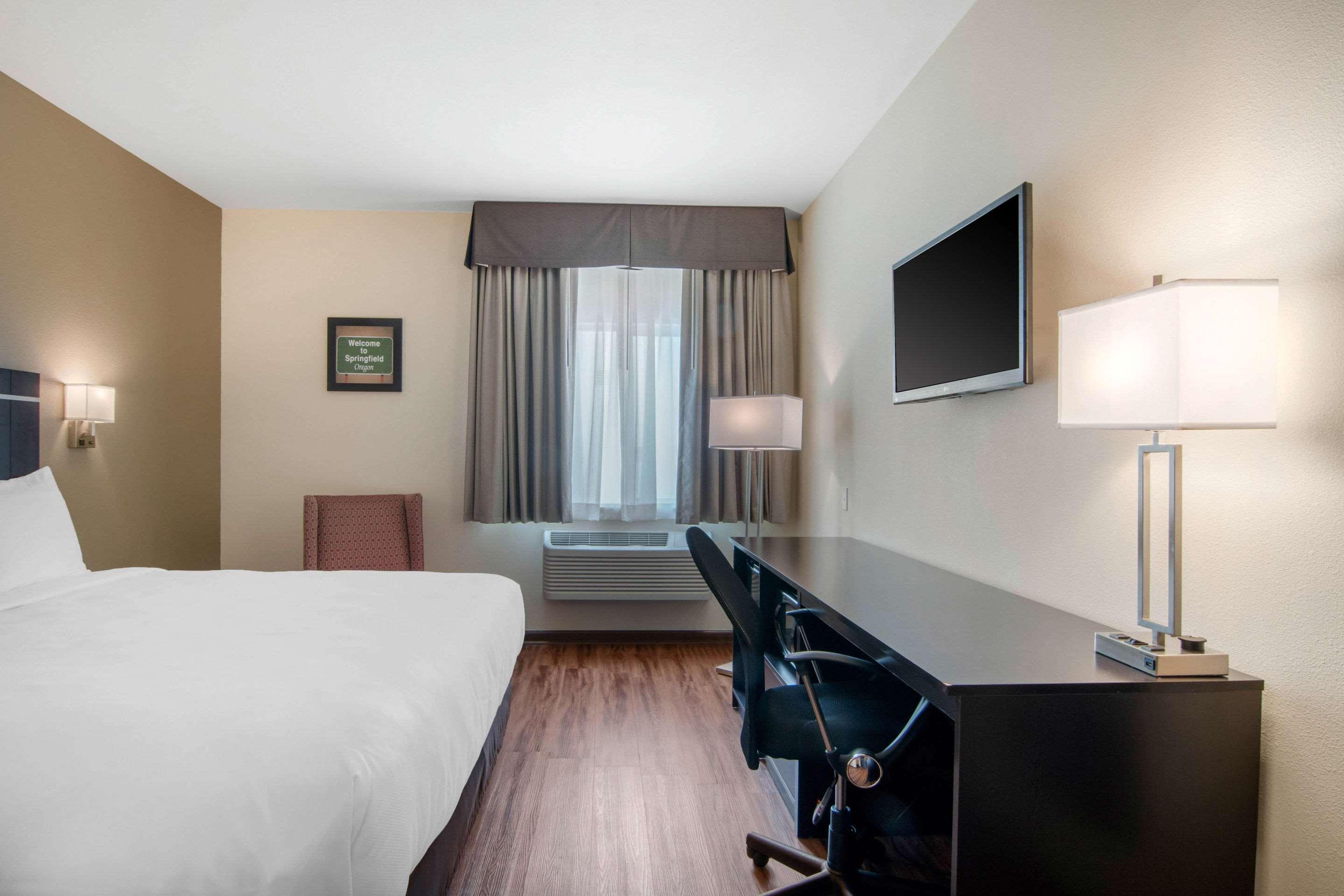 Econo Lodge Inn & Suites Springfield Dış mekan fotoğraf