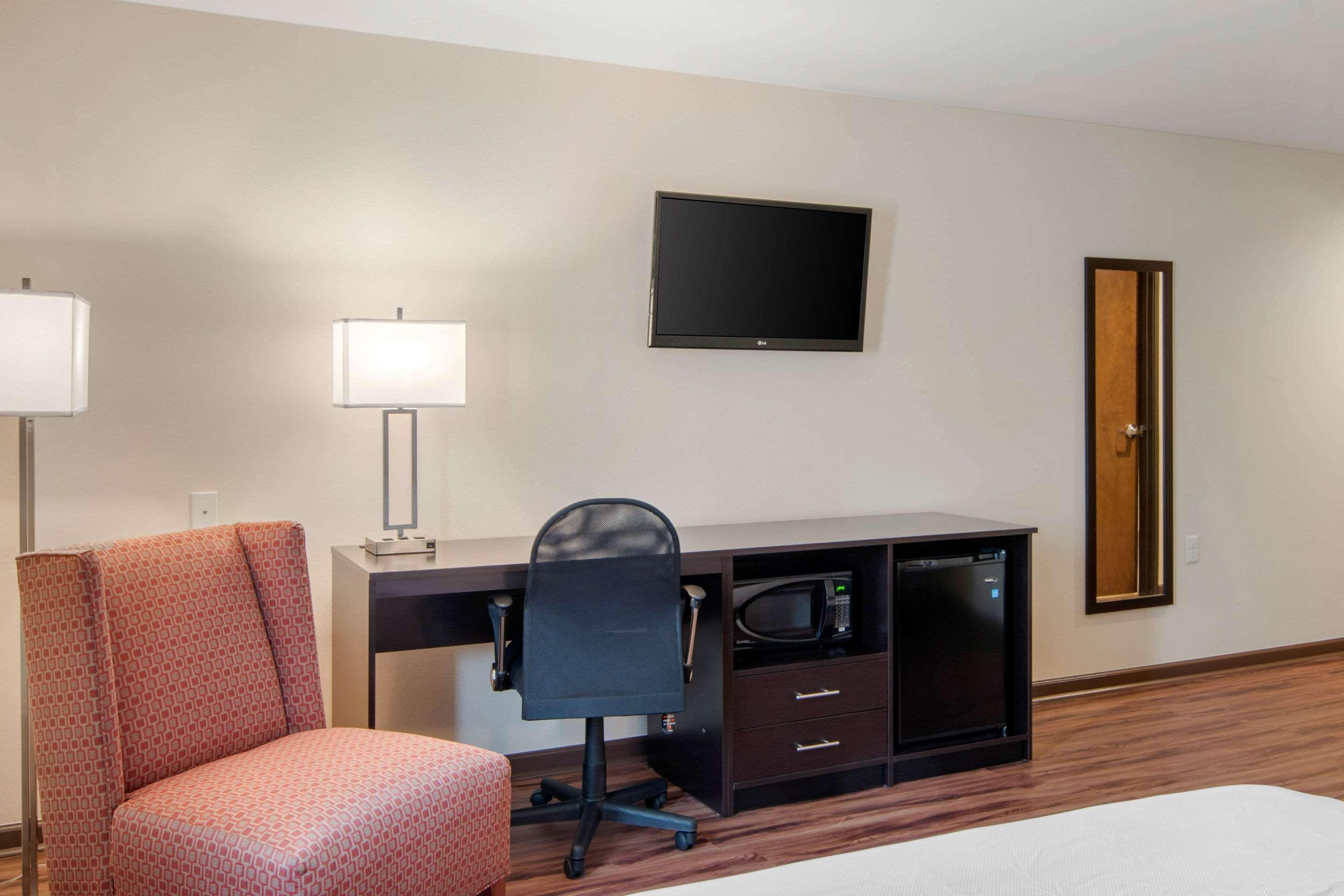 Econo Lodge Inn & Suites Springfield Dış mekan fotoğraf
