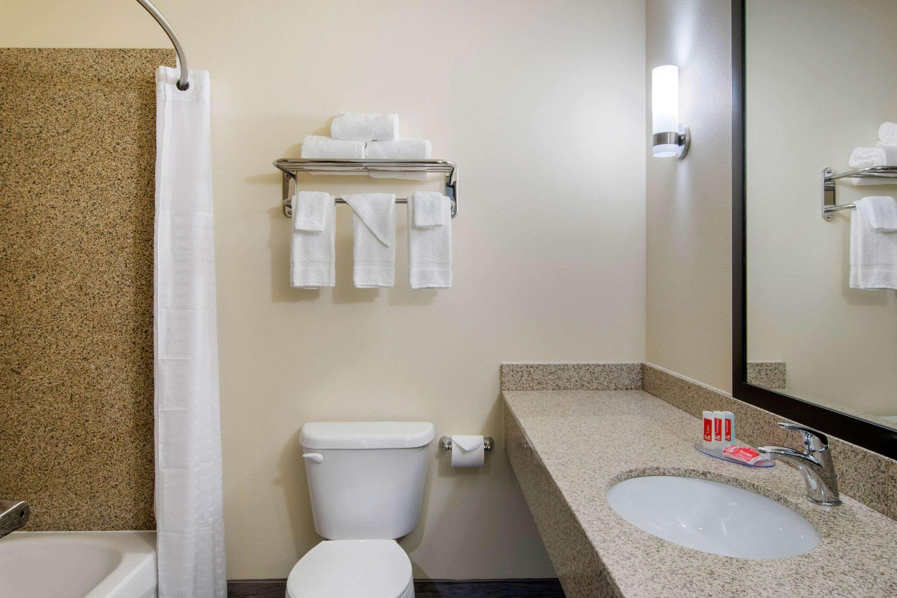 Econo Lodge Inn & Suites Springfield Dış mekan fotoğraf